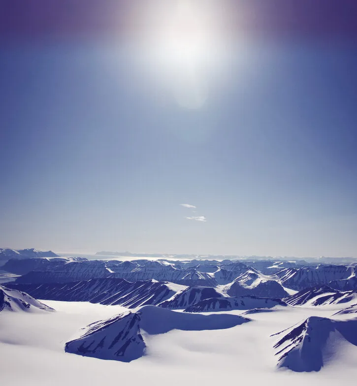 “FROM ABOVE, YOU EXPERIENCE THE VASTNESS, THE INFINITY,  THE ENDLESSNESS OF  THE POLAR REGIONS.”